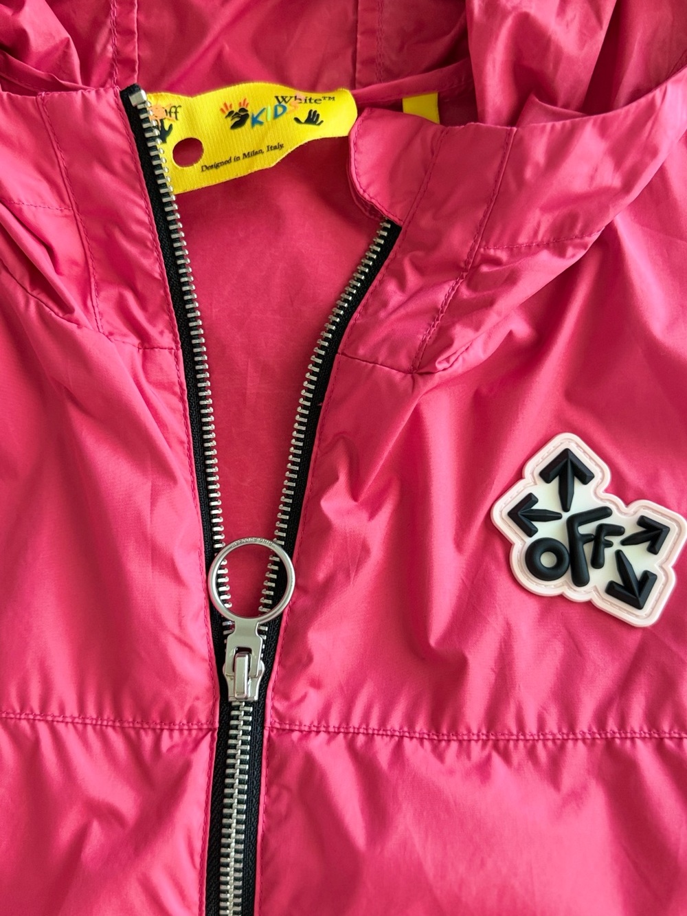 Off-White Kids Raincoat with Arrows motif 12year